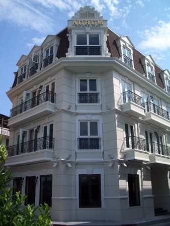 Aureum River Place